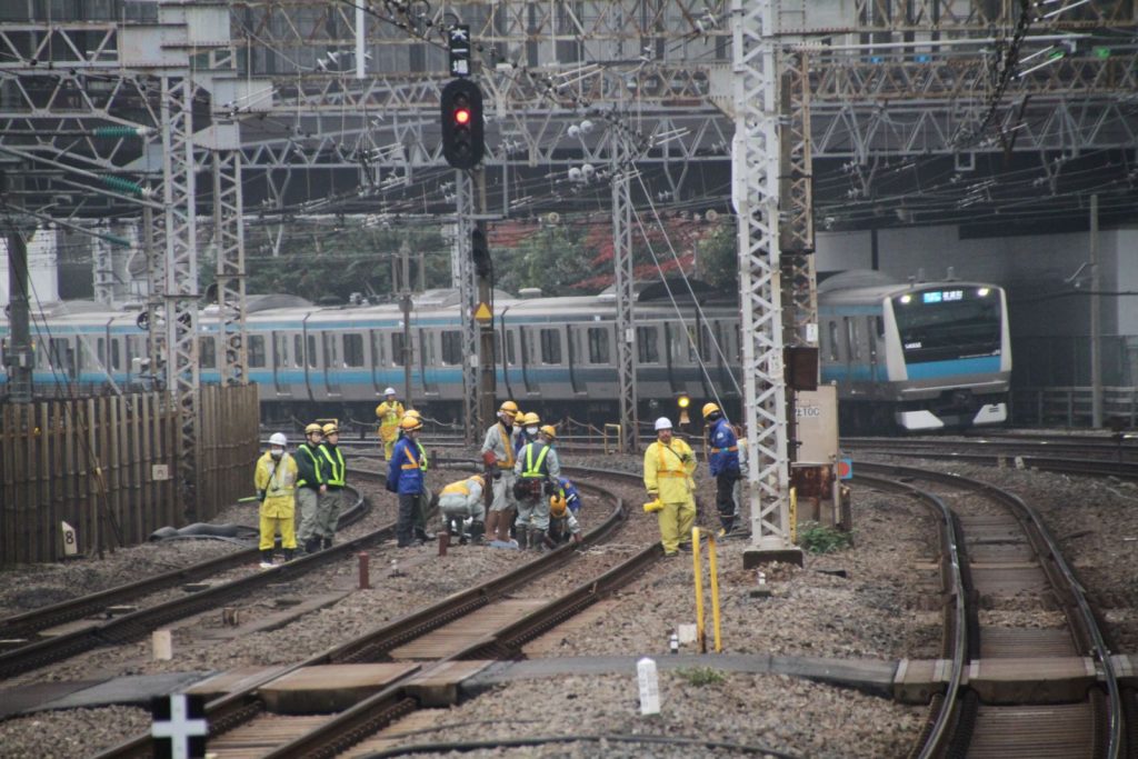 （田町駅から工事個所を遠望）